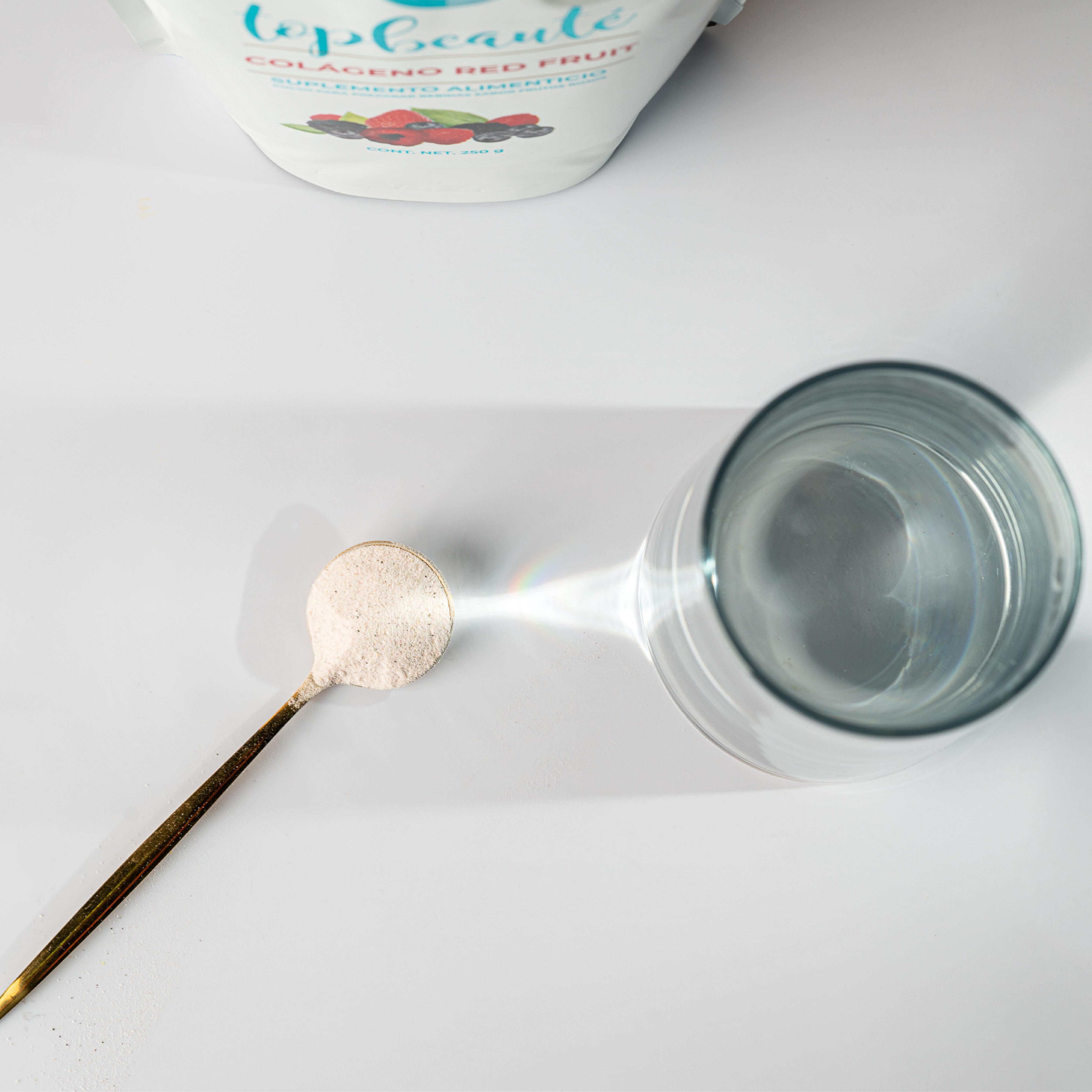 Suplemento alimenticio en polvo colágeno hidrolizado y calostro Red Fruit